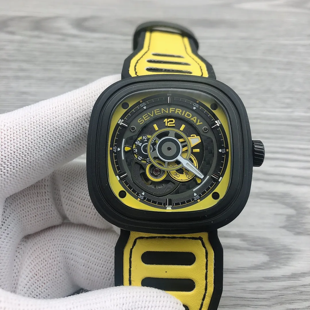 【Authentic Tmall】💰1640! Seven Friday-Seven Friday men's watch P6B/03. P6B/06 shipped! The design is inspired by racing cars. It is very handsome. The strap is specially made. It is different from the ones made by external manufacturers. Most of them on the market do not have the thickness of genuine products and the colors are not right. Supports Apple, Android, NFC, and super luminous display.